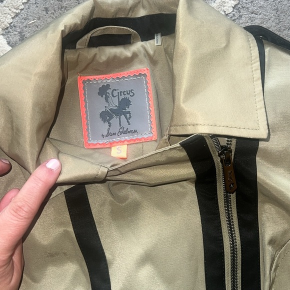 Circus by Sam Edelman rain coat - Picture 2 of 9